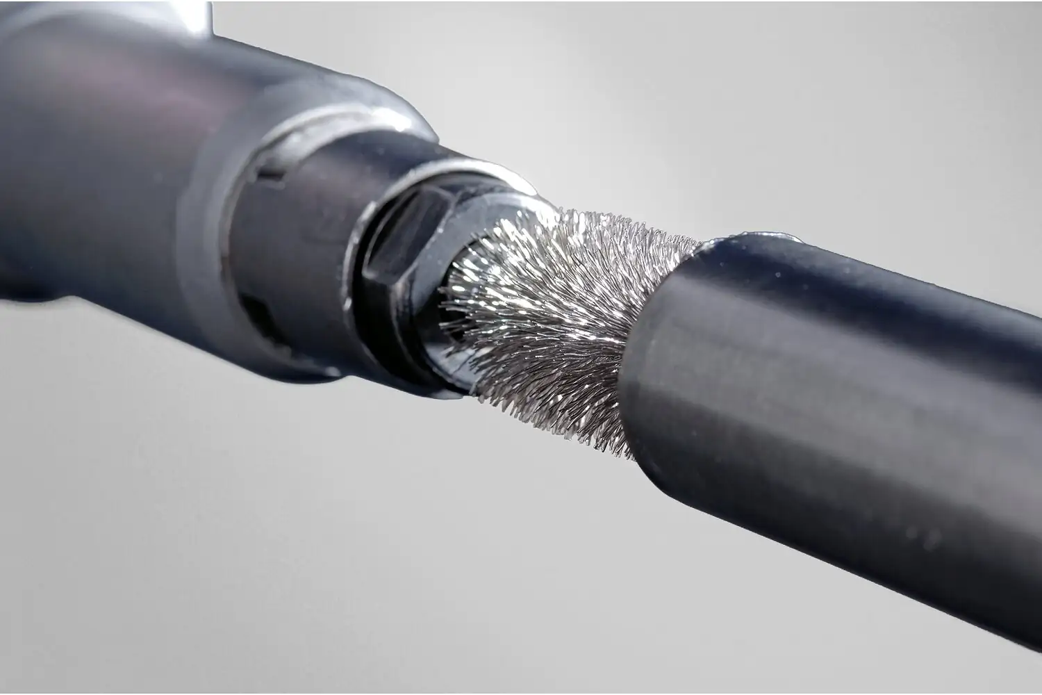 Perie interioară (tip bătător) din sârmă de oțel IBU 1680/M6 INOX 0,20 2