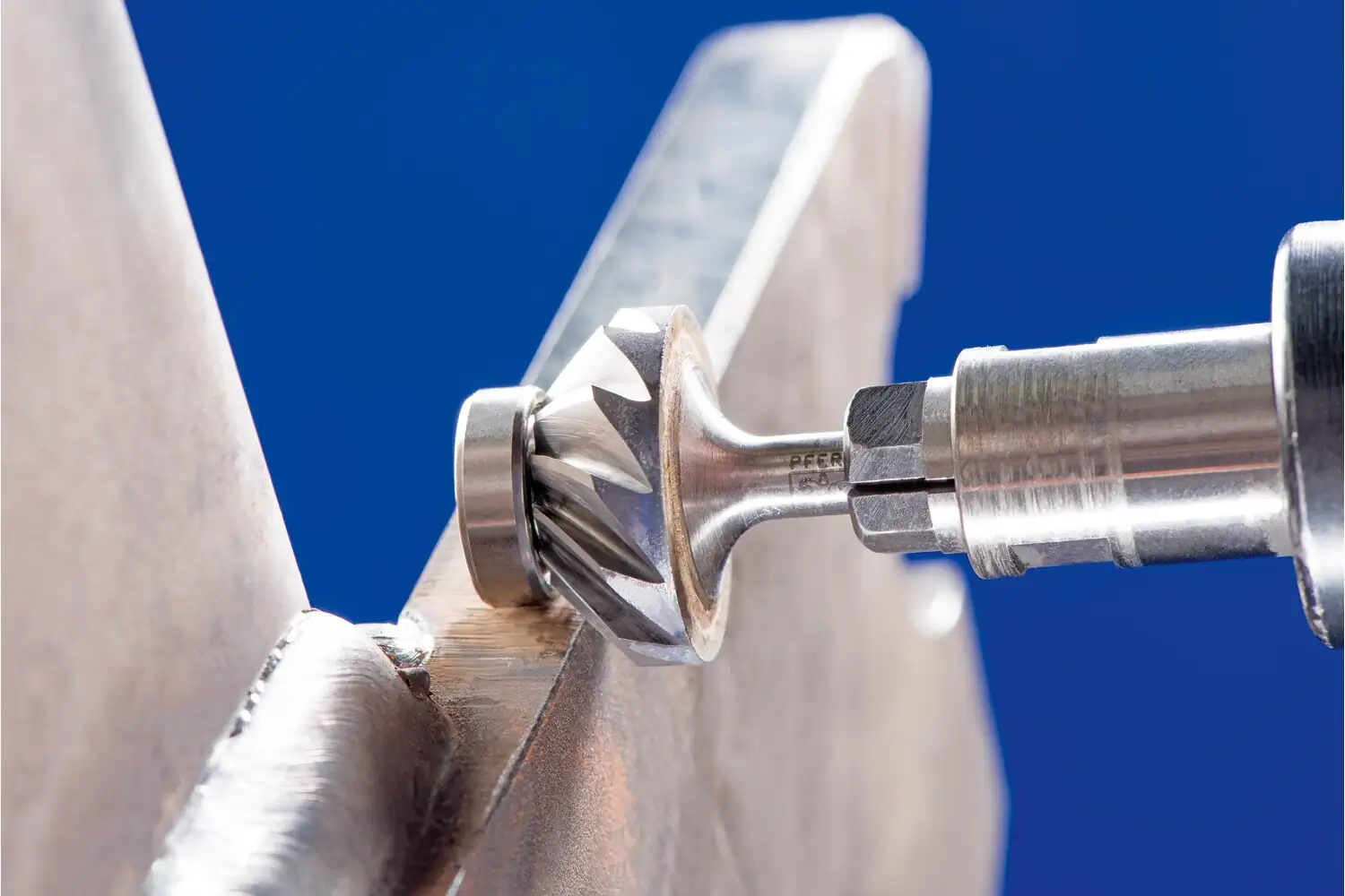 Freză biax din carbură metalică KSK 1603/6 EDGE 45° ECS
