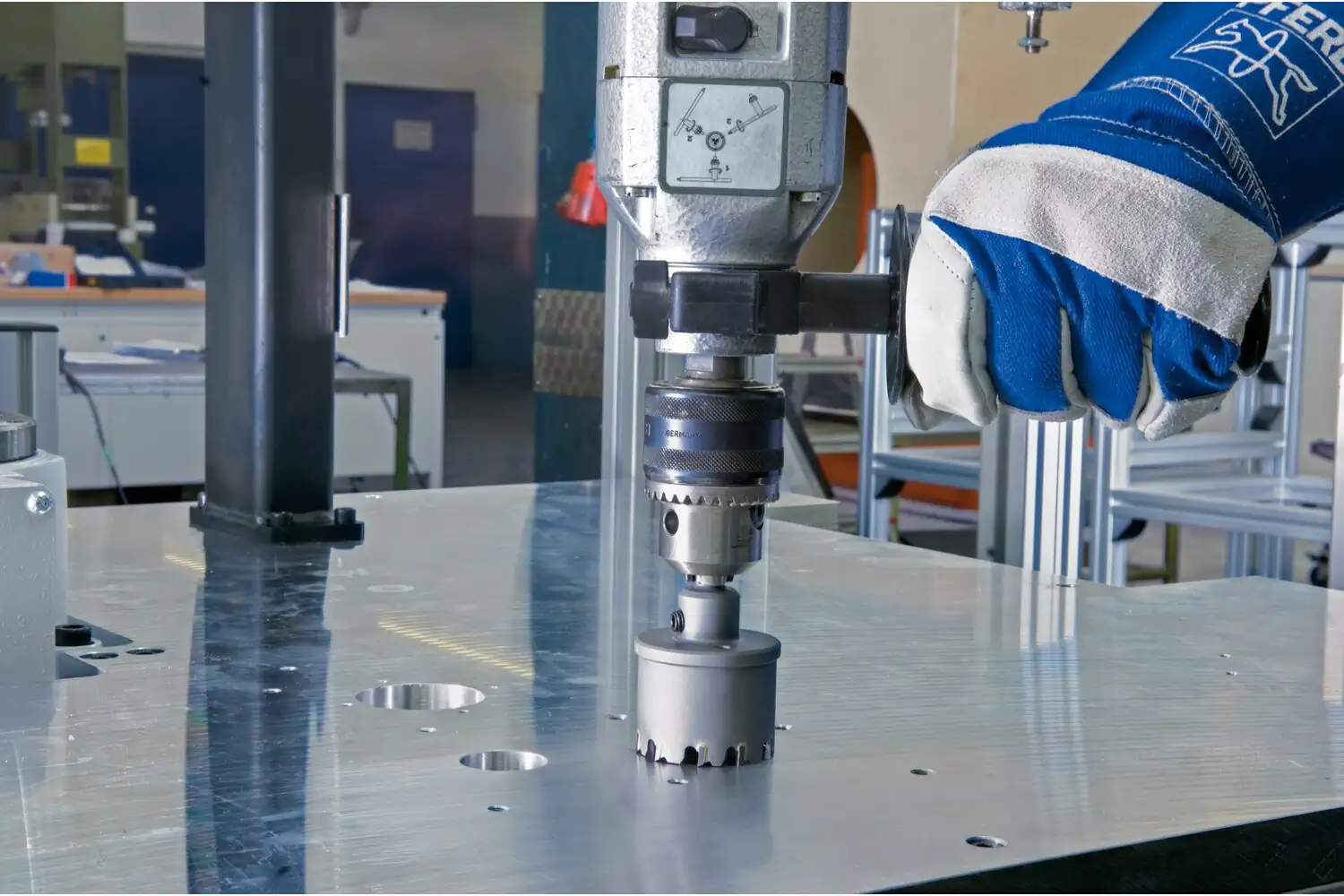 Ferăstrău tubular (hole saw) / Burghiu cu gaură LOS HM 1635