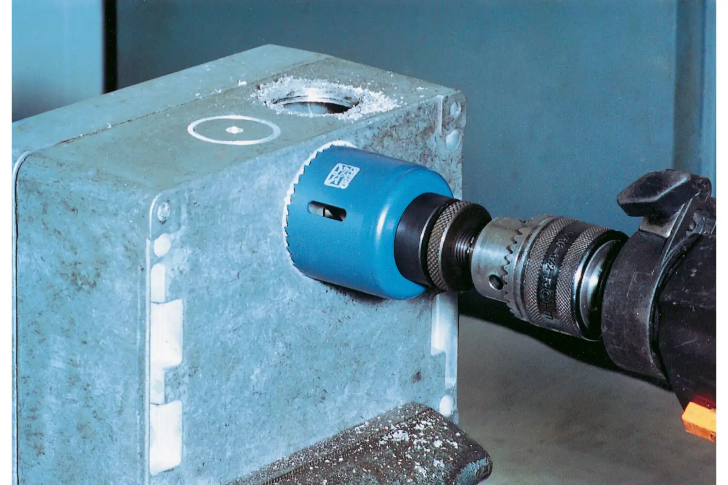 Ferăstrău tubular (hole saw) / Burghiu cu gaură LS 57 3