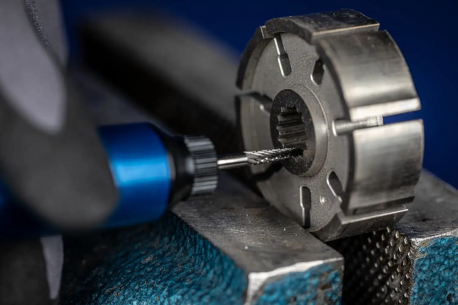 Freză biax din carbură metalică, formă de ogivă sferică (RBF) RBF 0313/3 Z3 PLUS