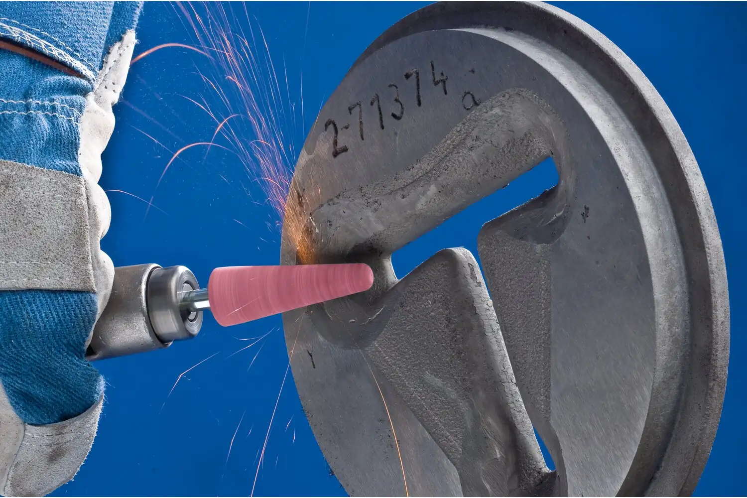 Corp abraziv cu tijă (piatră abrazivă) A 3 6 AR 30 O5V STEEL EDGE 3