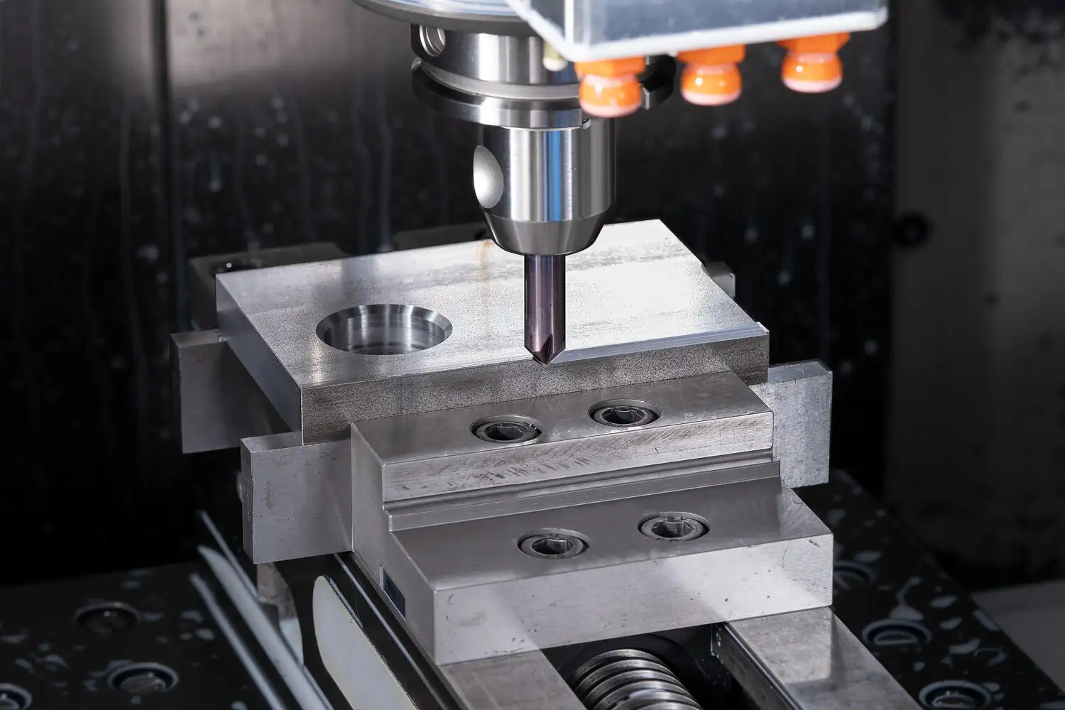Freză monobloc din carbură metalică (VHM) SCM-UD6-M100A60°-HB AL40