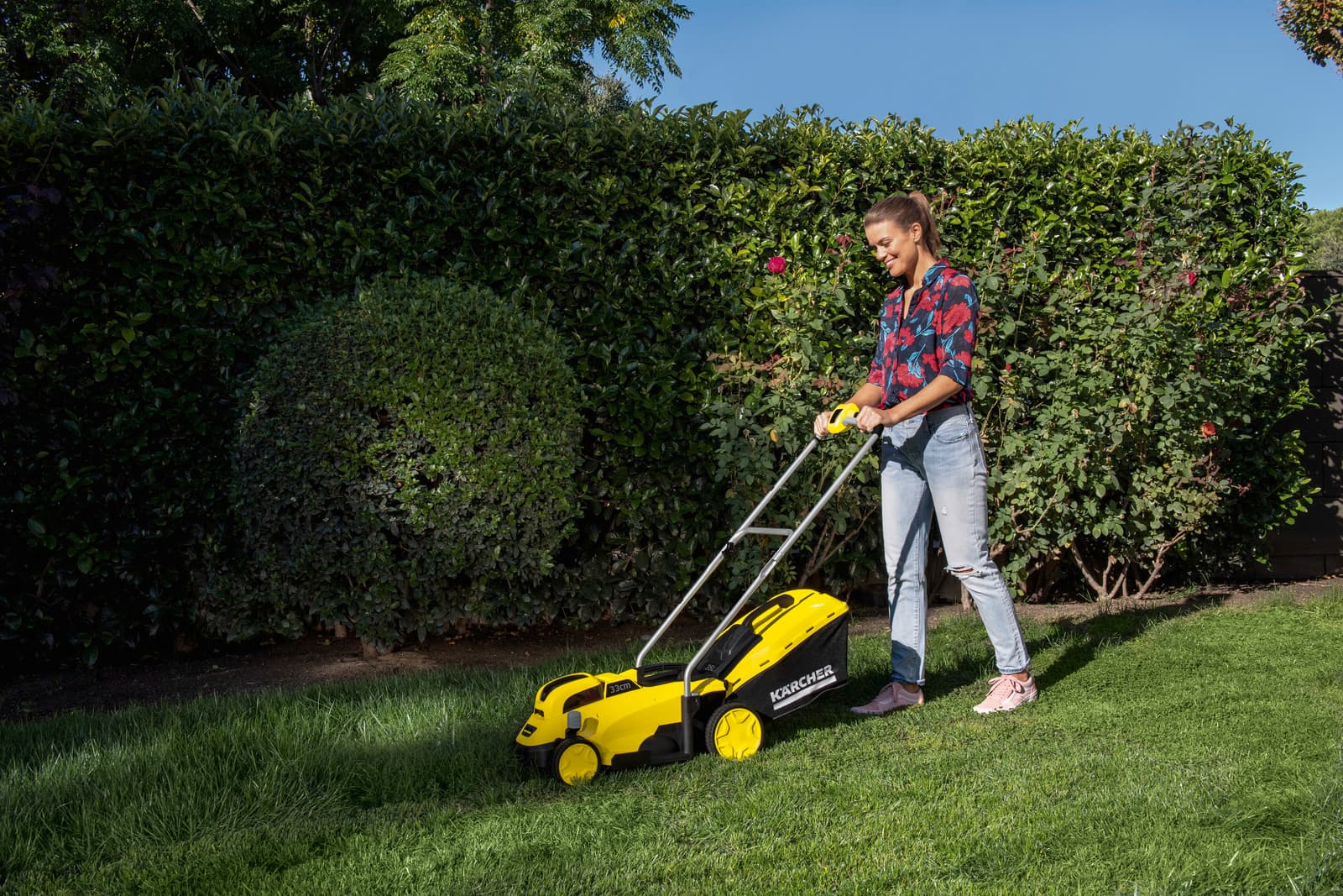 Blade Lawn Mower 33cm 18V 2
